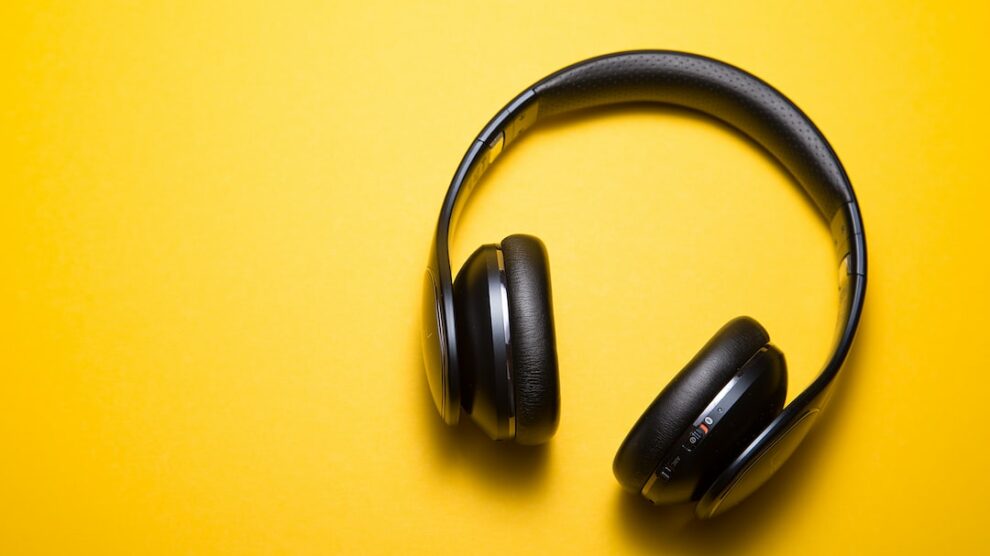 Podcasting for Bloggers: Boosting Your Brand with Audio