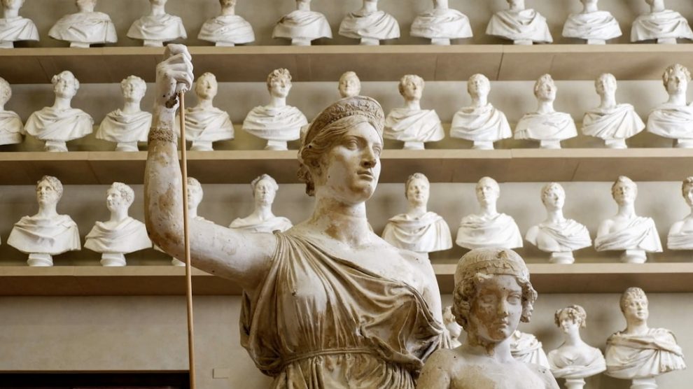 Photo Image: Statue Nouns: Stoicism, Virtue