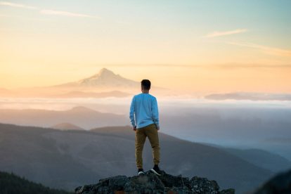 Photo Meditating person